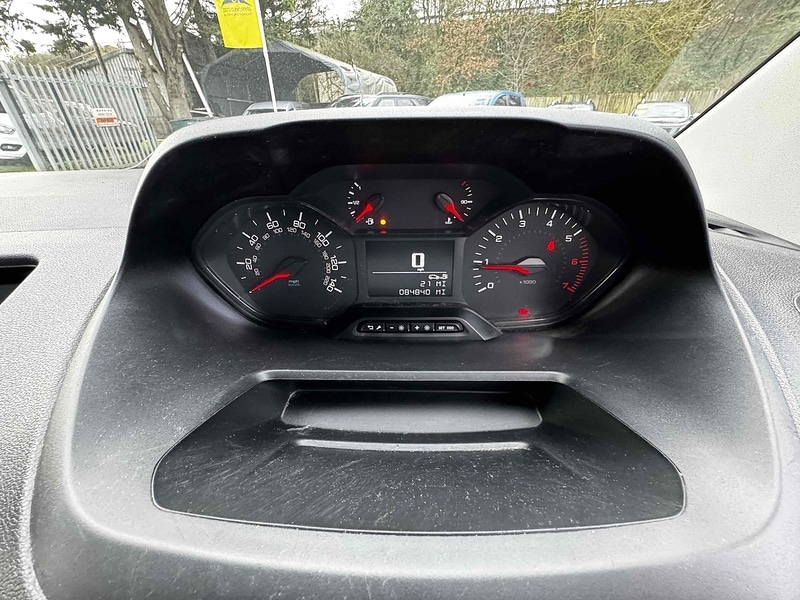 Used Peugeot Partner 2019 for sale - 76896501: Photo 28