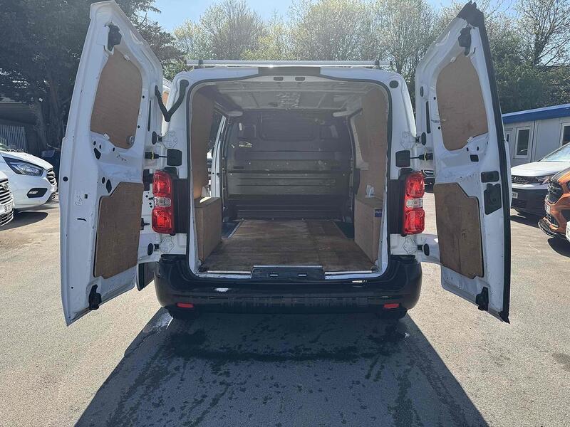 Used Vauxhall Vivaro 2022 for sale - 77404538: Photo 7