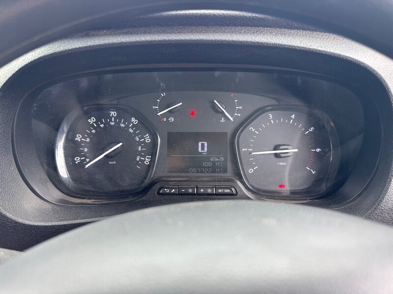 Used Vauxhall Vivaro 2021 for sale - 76712085: Photo 32