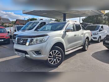 Used Nissan Navara 2017 for sale - 79880865: Photo