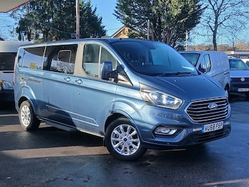 Used Ford Tourneo Custom 2018 for sale - 78228283: Photo