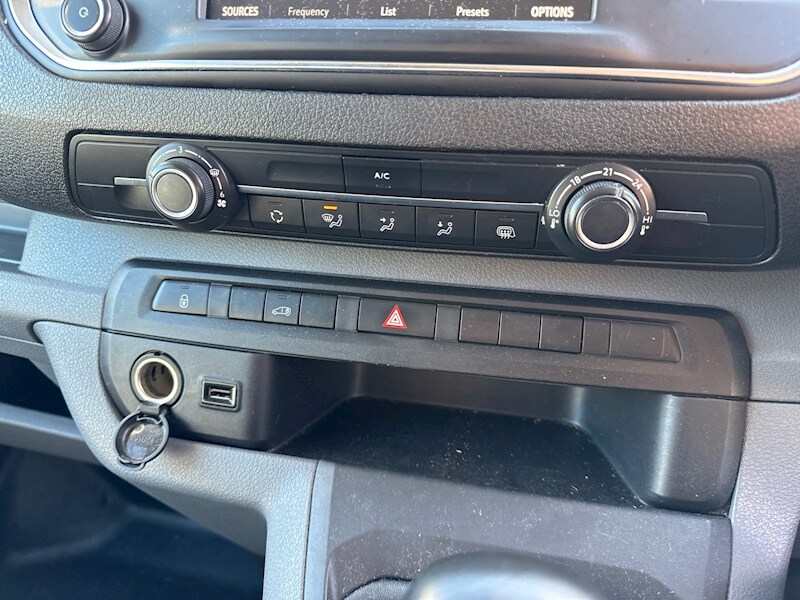 Used Vauxhall Vivaro 2019 for sale - 76896526: Photo 42