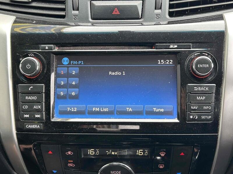 Used Nissan Navara 2016 for sale - 76778013: Photo 38