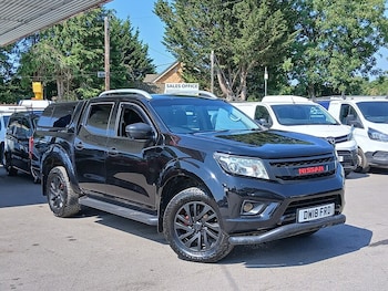 Used Nissan Navara 2018 for sale - 79174775: Photo