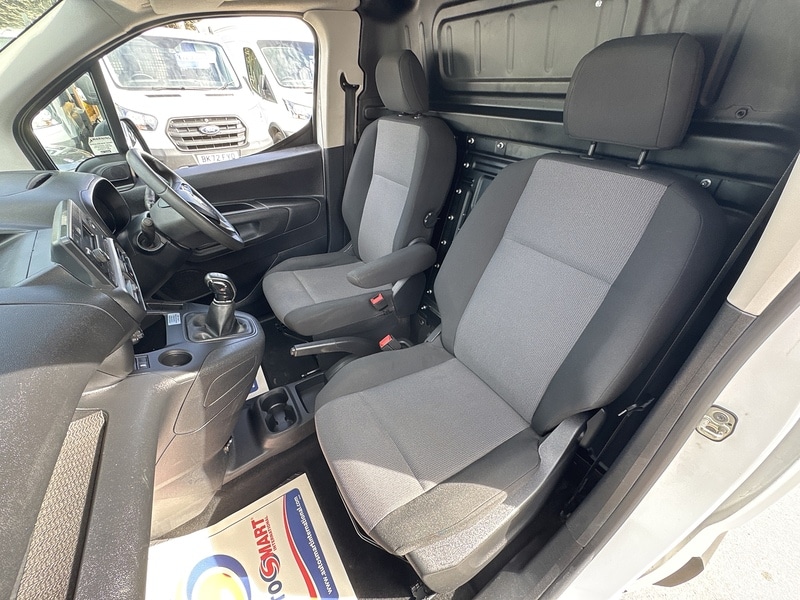 Vehicle 33