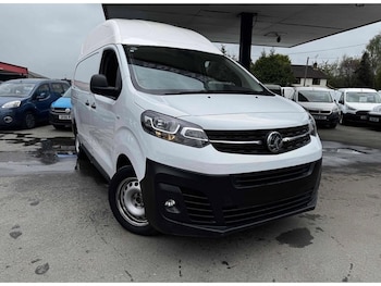 Vauxhall Vivaro feature image