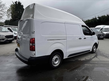 Used Vauxhall Vivaro 2023 for sale - 77452644: Photo