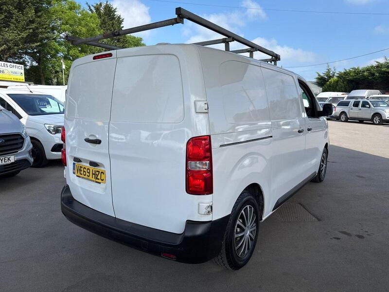 Used Vauxhall Vivaro 2019 for sale - 77007760: Photo 12