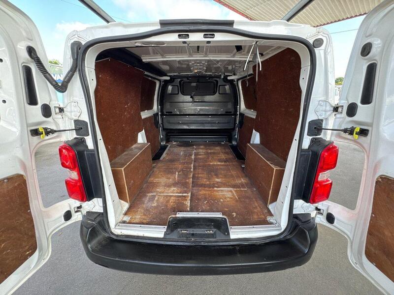 Used Vauxhall Vivaro 2019 for sale - 77007760: Photo 13