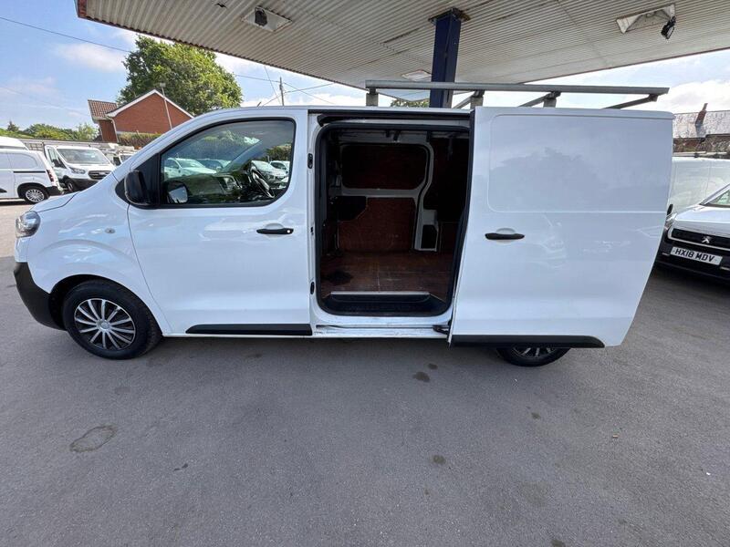 Used Vauxhall Vivaro 2019 for sale - 77007760: Photo 14