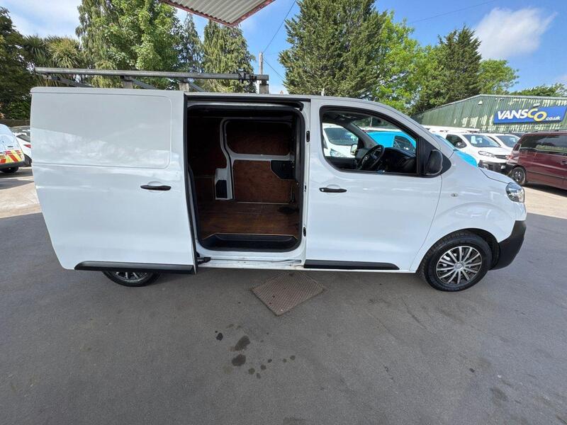 Used Vauxhall Vivaro 2019 for sale - 77007760: Photo 15