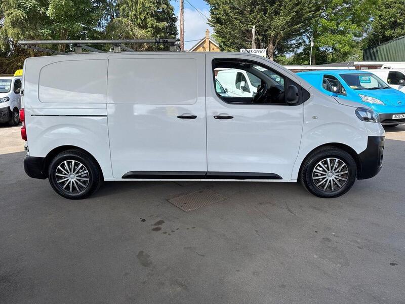 Used Vauxhall Vivaro 2019 for sale - 77007760: Photo 6