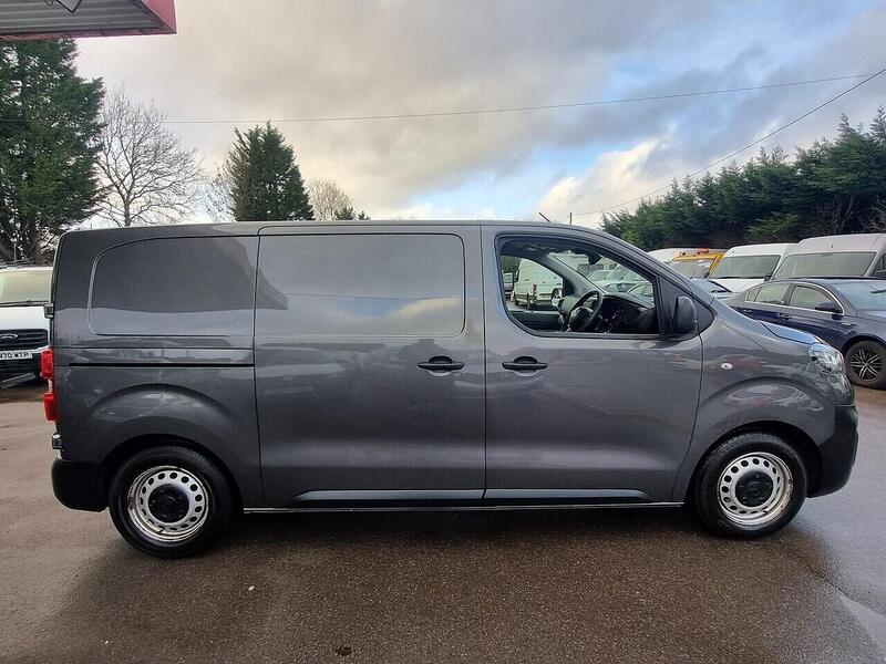 Used Vauxhall Vivaro 2022 for sale - 77227950: Photo 11