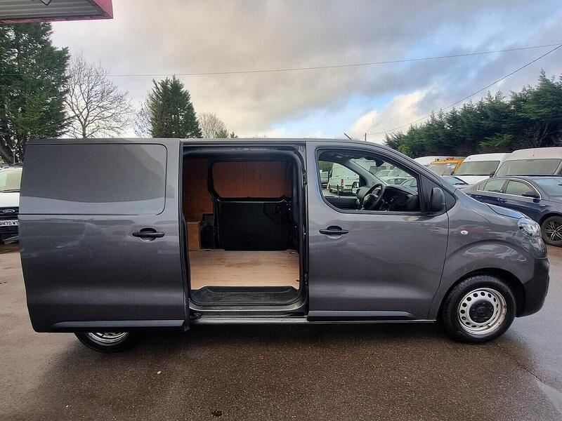 Used Vauxhall Vivaro 2022 for sale - 77227950: Photo 12