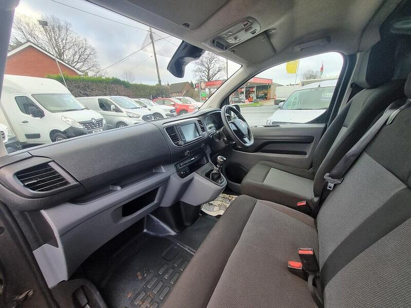 Used Vauxhall Vivaro 2022 for sale - 77227950: Photo 18