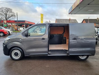 Used Vauxhall Vivaro 2022 for sale - 77227950: Photo