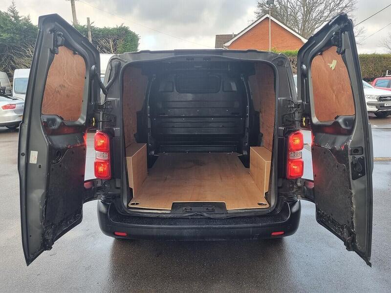 Used Vauxhall Vivaro 2022 for sale - 77227950: Photo 8