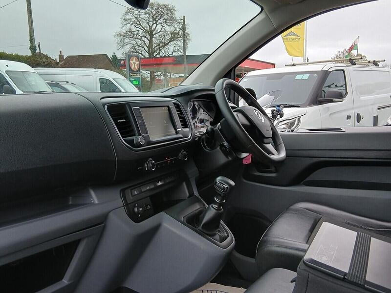 Used Vauxhall Vivaro 2022 for sale - 77998405: Photo 10