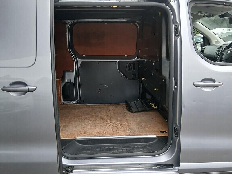 Used Vauxhall Vivaro 2022 for sale - 77998405: Photo 16