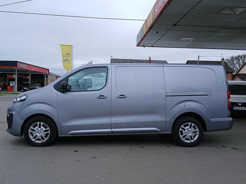 Used Vauxhall Vivaro 2022 for sale - 77998405: Photo 7