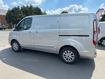 Used Ford Transit Custom 2018 for sale - 78282246: Photo