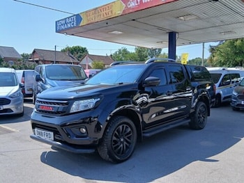 Used Nissan Navara 2018 for sale - 79550323: Photo