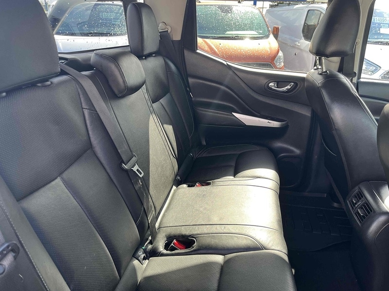 Used Nissan Navara 2018 for sale - 77801706: Photo 14