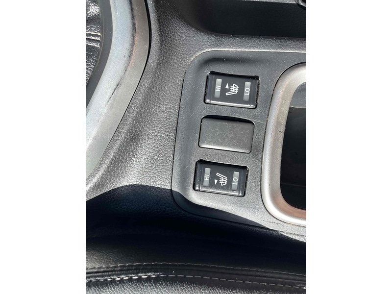 Used Nissan Navara 2018 for sale - 77801706: Photo 16