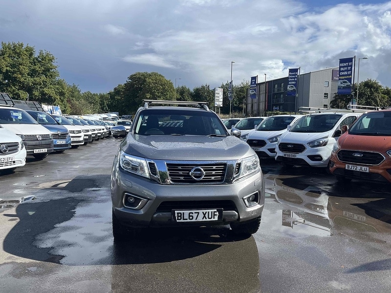 Used Nissan Navara 2018 for sale - 77801706: Photo 2