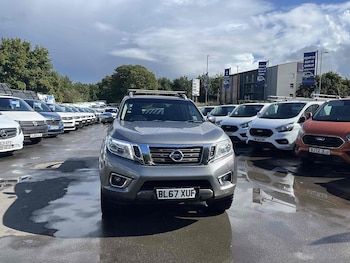 Used Nissan Navara 2018 for sale - 77801706: Photo