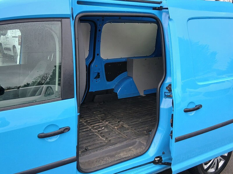 Used Volkswagen Caddy 2015 for sale - 76896507: Photo 10