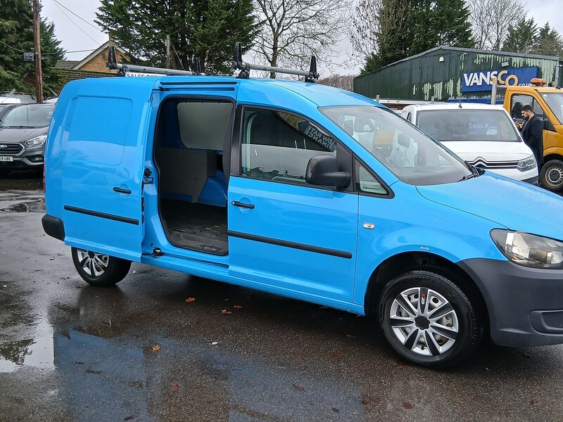 Used Volkswagen Caddy 2015 for sale - 76896507: Photo 5