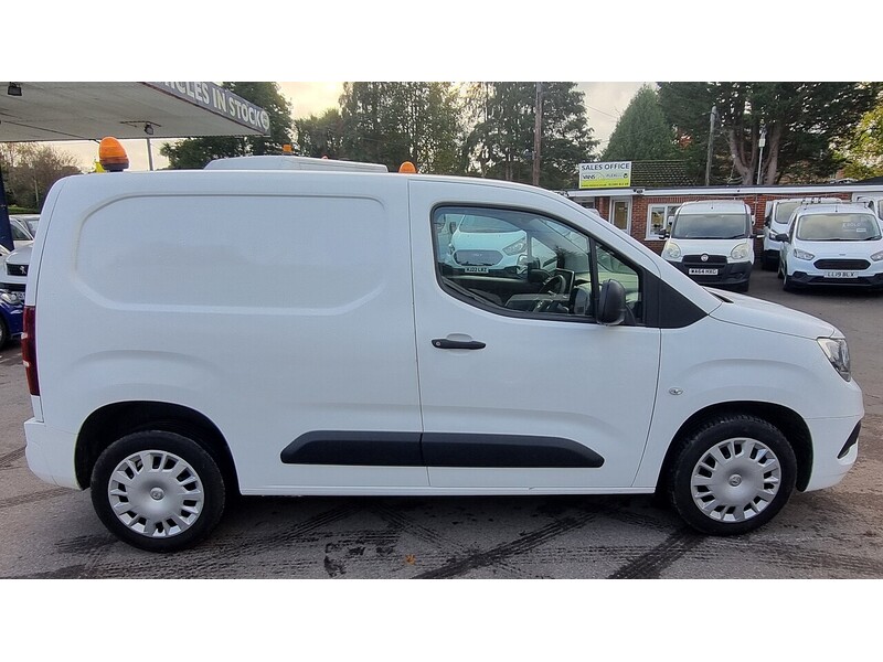 Used Vauxhall Combo 2020 for sale - 76496939: Photo 9