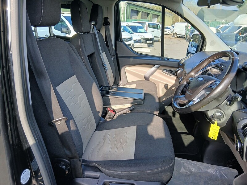 Used Ford Tourneo Custom 2017 for sale - 77744311: Photo 21