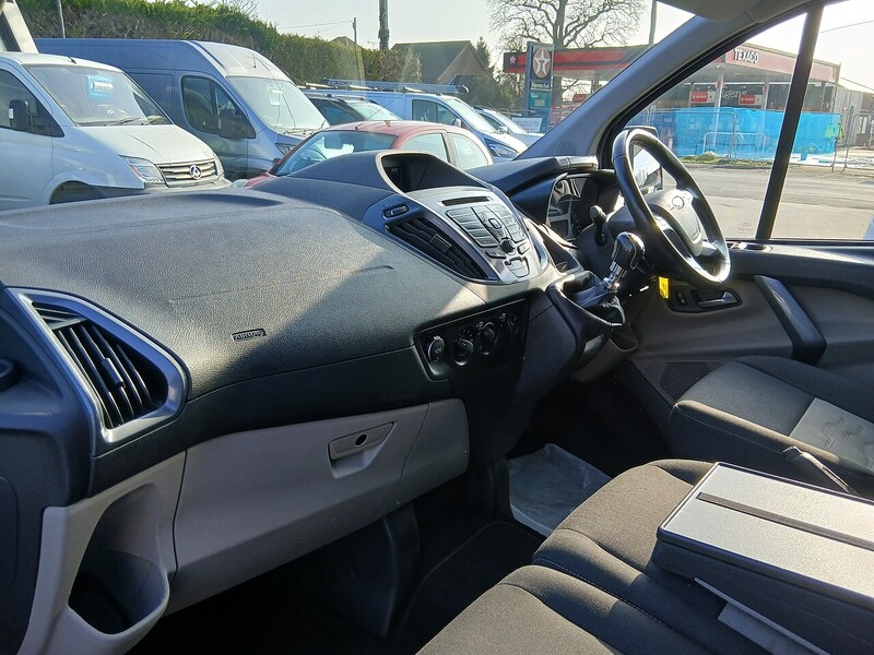 Used Ford Tourneo Custom 2017 for sale - 77744311: Photo 7
