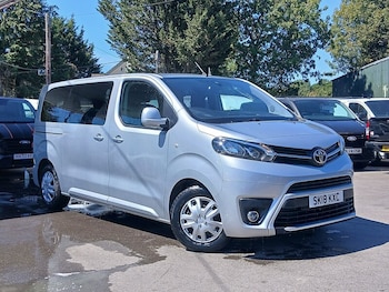 Used Toyota PROACE CITY Verso 2018 for sale - 79558710: Photo