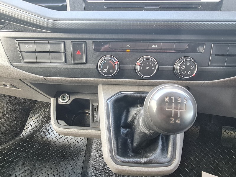Used Volkswagen Transporter 2022 for sale - 78213121: Photo 23