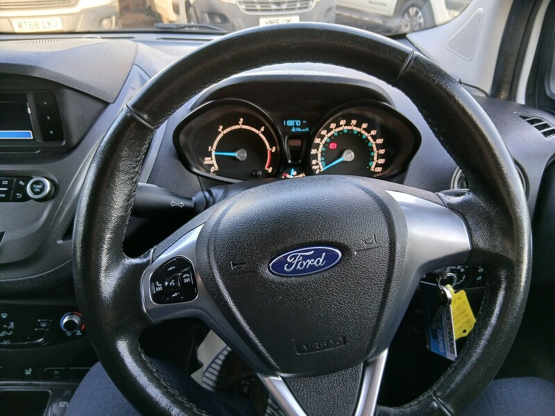 Used Ford Transit Courier 2020 for sale - 77337654: Photo 23