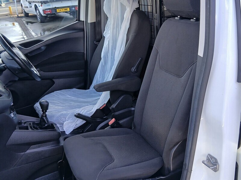 Used Ford Transit Courier 2020 for sale - 77337654: Photo 25