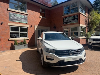 Used Volkswagen T-Roc 2018 for sale - 78348015: Photo