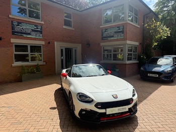 Used Abarth 124 Spider 2018 for sale - 78676301: Photo