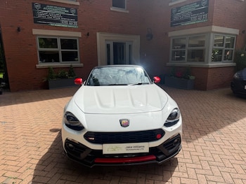Used Abarth 124 Spider 2018 for sale - 78676301: Photo