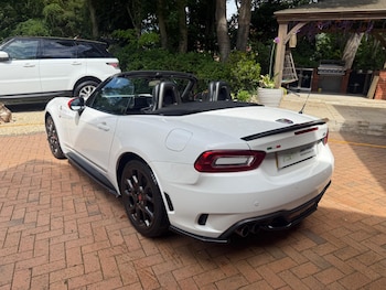 Used Abarth 124 Spider 2018 for sale - 78676301: Photo