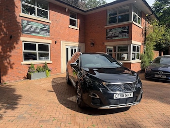Used Peugeot 3008 2018 for sale - 79140107: Photo