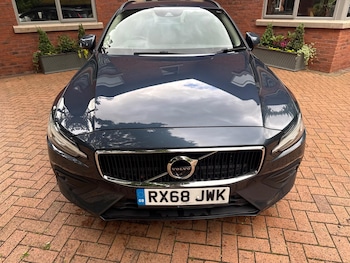 Used Volvo V60 2018 for sale - 78763093: Photo