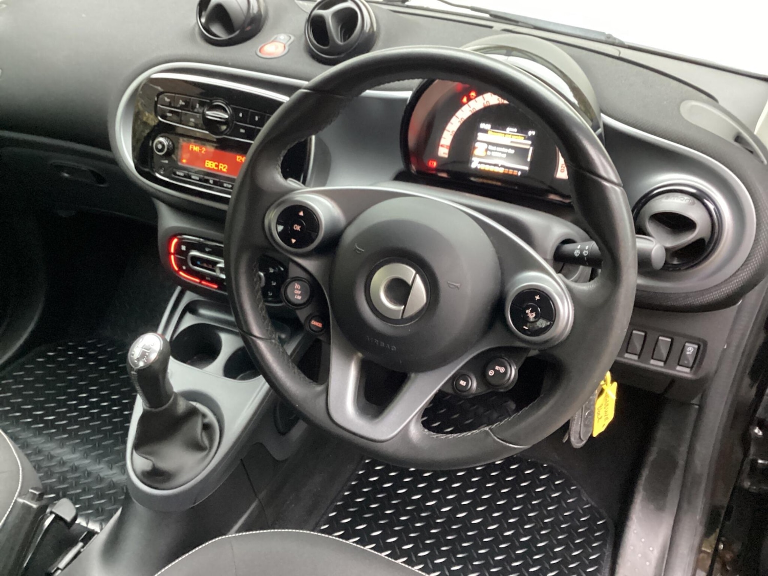 Used smart fortwo 2018 for sale - 77103383: Photo 10