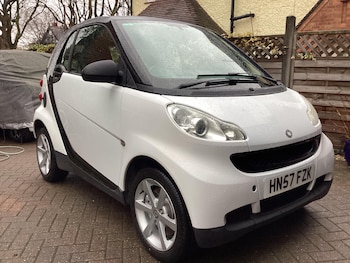 smart fortwo feature image