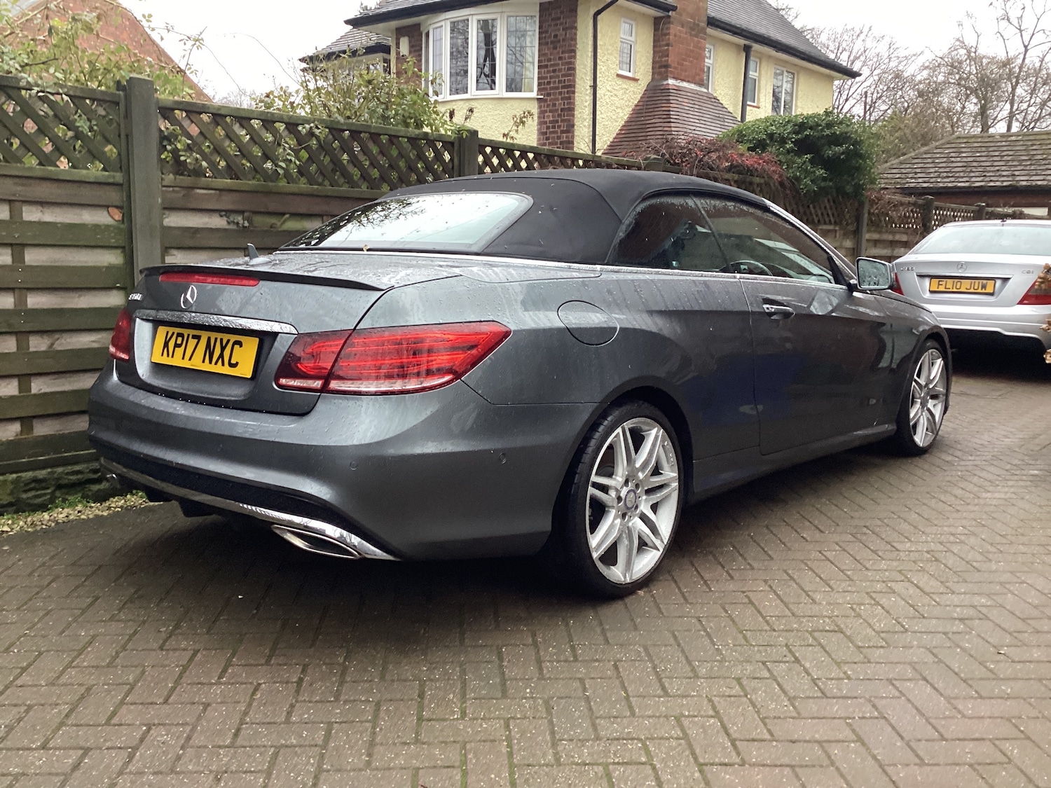 Used Mercedes-Benz E Class for sale - 77287394: Photo 2