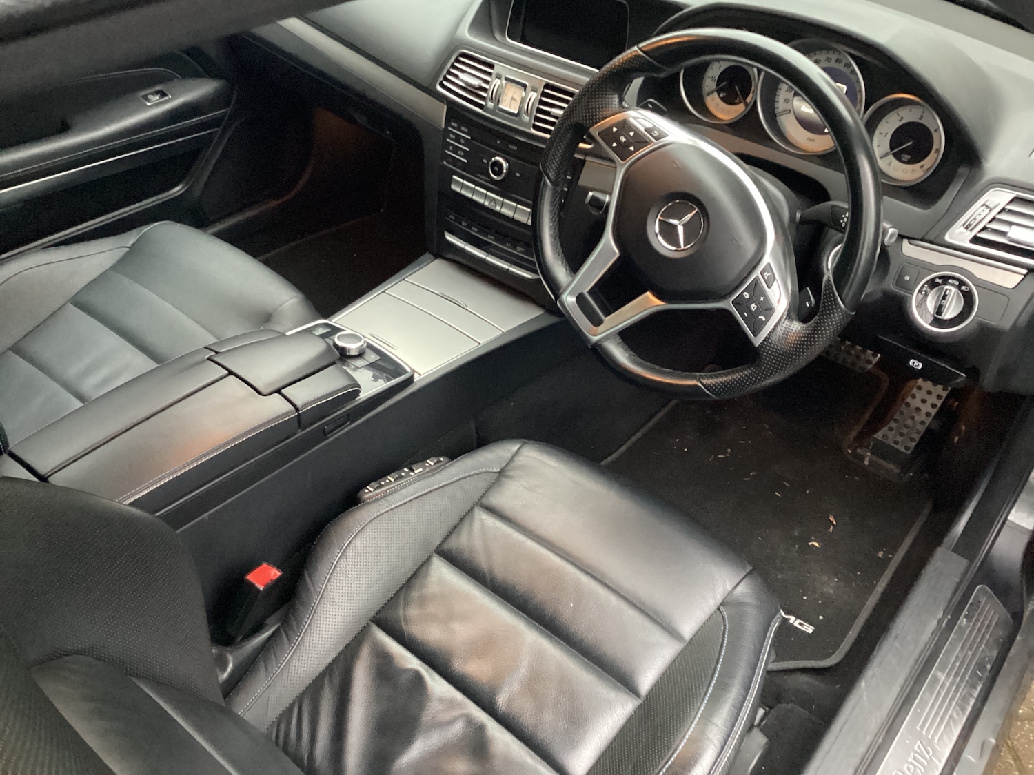 Used Mercedes-Benz E Class for sale - 77287394: Photo 4