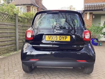 Used smart fortwo 2019 for sale - 78273207: Photo